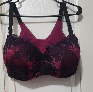 Torrid 42F Maroon with black lace accent Bra